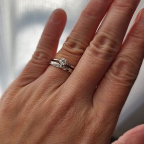 【銀座ダイヤモンドシライシの口コミ】 プロポーズにリングを！！と考えたけど、サイズを知らない主人が、ネット…