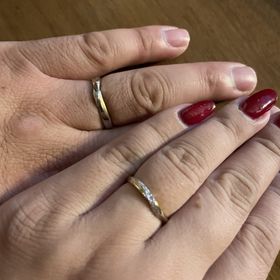 【LAPAGE(ラパージュ)の口コミ】 どのアクセサリーをつけても似合うのが選んだ決め手です。
ゴールドとプラ…