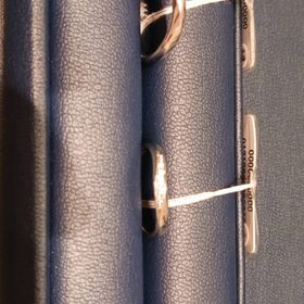 【銀座ダイヤモンドシライシの口コミ】 一人一人の指のサイズ、形に合ったものを店員さんが丁寧に選んで持ってき…