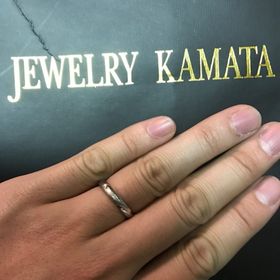 【JEWELRY  KAMATA(ジュエリーかまた)の口コミ】 フルオーダーということもあり、とても満足できるものになりました。
なん…