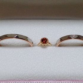 【Honey Bride(ハニーブライド)】の口コミ なかなか決まらなかったマリッジリング。お互い気になるデザインが見る度に...