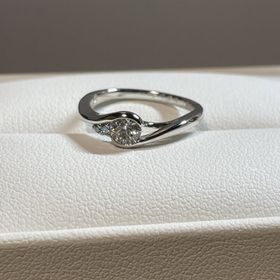 【雅-miyabi- 】の口コミ ダイヤモンドが主張しすぎないタイプのデザインで、ダイヤモンドをぶつけた...