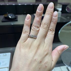 【銀座ダイヤモンドシライシの口コミ】 正直、他社のものを惹かれていたんですが、やはり着け心地が銀座ダイヤモ…