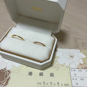 【AHKAH(アーカー)の口コミ】 いつも選ばないキラキラしたデザインで指がすごく綺麗に見え、特別な日に…