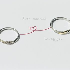 【AMOUR AMULET(アムール・アミュレット)の口コミ】 指輪のデザインはシンプルながらゴージャスな仕上がりです。
素材もしっか…