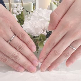 【CAFERING(カフェリング)の口コミ】 毎日着ける指輪なので、着け心地や着けた際のデザインを重視しました。特…