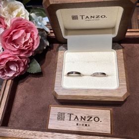 【TANZO.(鍛造指輪)の口コミ】 つけ心地がとてもよく、指にフィットする感じはありますが、きついと感じ…