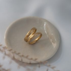 【Cayof(カヨフ)の口コミ】 王道な結婚指輪ではなく、ファッションリングのような、おしゃれで毎日つ…