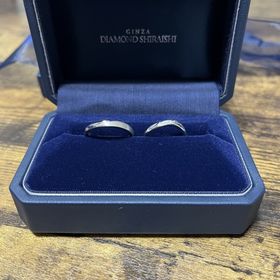 【銀座ダイヤモンドシライシの口コミ】 指が綺麗に見えるのでとてもおすすめです。ダイヤモンドも大きすぎず小さ…