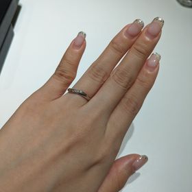 【ラザール ダイヤモンド(LAZARE DIAMOND)の口コミ】 元々探していたデザインだったので、試着してみました。想像通りの可愛さ…