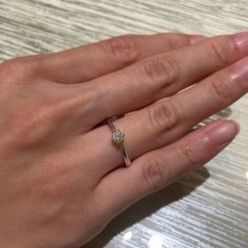 【TRECENTI(トレセンテ)の口コミ】 指輪の作りが内甲丸で着け心地がよく、取り外しがしやすかったです。また…