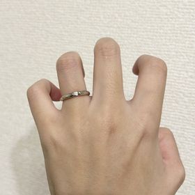 【モニッケンダム(MONNICKENDAM)の口コミ】 一粒のダイヤモンドがシンプルでありながらも、上品でエレガントな輝きを…