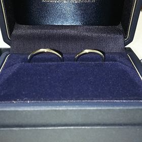 【銀座ダイヤモンドシライシの口コミ】 毎日、そして長く身につけていたい思いから、
飽きのこないシンプルなもの…