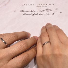 【ラザール ダイヤモンド(LAZARE DIAMOND)の口コミ】 ダイヤモンドがついているタイプを選びました。ダイヤモンドの輝きがカッ…