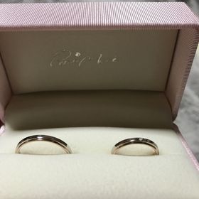 【Petit Marie(プチマリエ)の口コミ】 決め手はやっぱりデザインです。
普通の指輪よりデザイン変わったやつを考…