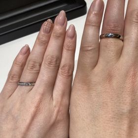 【ラザール ダイヤモンド(LAZARE DIAMOND)の口コミ】 ストレートかつ太さもしっかりあるデザインを探し求めていたため、これは…