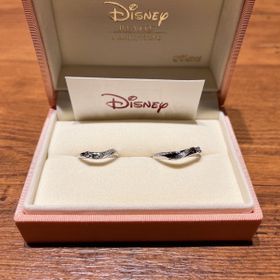 【ケイウノ ブライダル(K.UNO BRIDAL)の口コミ】 ミッキーとミニーが向かい合って寄り添っているようなデザインにしました…