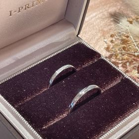 【アイプリモ(I-PRIMO)の口コミ】 ゆびわの一つ一つに名前と由来があってとても良いです。男性の指輪はシン…