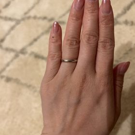 【MIKIMOTO(ミキモト)の口コミ】 シンプルですが、ミルグレインのデザインが一ひねりあって素敵です。ミル…