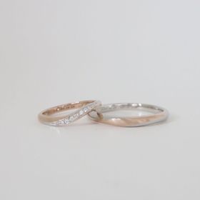 【LEGAN(レガン)の口コミ】 指輪の中央にたくさん迷ったが、ピンクダイヤモンドを入れたところ。また…