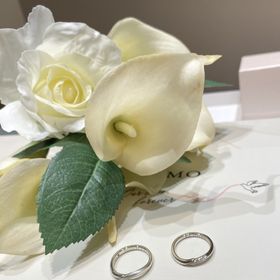 【アイプリモ(I-PRIMO)の口コミ】 シンプルですが、ダイヤモンドがキラキラしておりつけた時に綺麗だと一目…