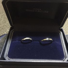 【銀座ダイヤモンドシライシの口コミ】 私たちの優先順位は金額でした。その中でもやっぱりつけたいデザインもあ…