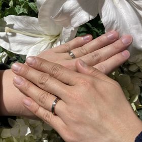 【TANZO.(鍛造指輪)の口コミ】 幅広で存在感があるが派手過ぎない、日常使いでどんな服装にも合う様なデ…