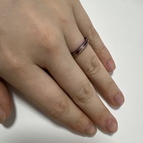 【TITANIO(ティタニオ)の口コミ】 以前前の夫との結婚指輪をつけていた際に、金属アレルギーが判明したため…