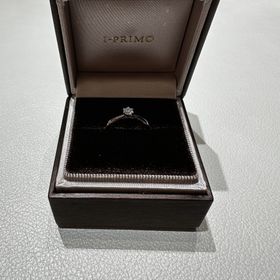 【アイプリモ(I-PRIMO)の口コミ】 シリーズナブルな価格で綺麗なダイヤモンドです。
リングの方はシンプル目…