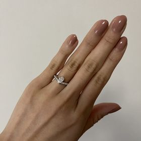 【ショーメ(CHAUMET)の口コミ】 ティアラをイメージされていて、デザインがとても美しいです。指にフィッ…