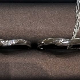 【アイプリモ(I-PRIMO)の口コミ】 V字でシンプルなものを探しており、こちらのクレメンティアという名前の指…