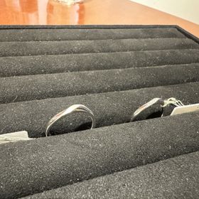 【TRECENTI(トレセンテ)の口コミ】 わたしたちは2人ともウェーブデザインを探していたので、つけ心地やデザイ…