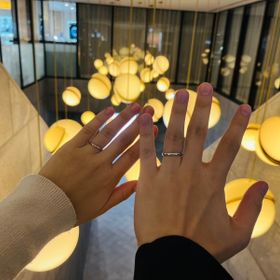 【アイプリモ(I-PRIMO)の口コミ】 夫もダイヤが入っているものがいいとのことだったので、女性のデザインで…