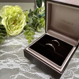 【アイプリモ(I-PRIMO)の口コミ】 ユリシーズの指輪は、他と比較して細めのデザインでした。
指を細く見せた…