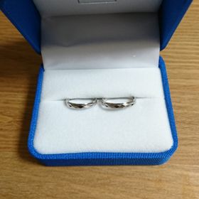 【GALA JEWELRY(ガラジュエリー)の口コミ】 安い結婚指輪を探したいる中でガラ御徒町のホームページを見つけました。…