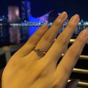 【銀座ダイヤモンドシライシの口コミ】 アシンメトリーのデザインがあまりないと思っていたので、珍しく個性が出…