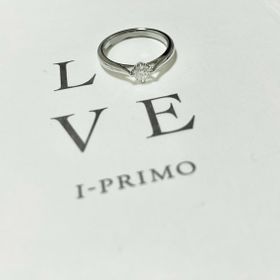 【アイプリモ(I-PRIMO)の口コミ】 一粒がきらめくデザインです。シンプルで、日常的に使いやすいです。つけ…
