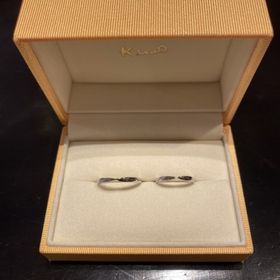 【ケイウノ ブライダル(K.UNO BRIDAL)の口コミ】 リボンの形が非常に可愛いです！！
元々ストレートタイプでつけやすい指輪…