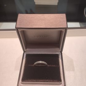 【アイプリモ(I-PRIMO)の口コミ】 周りに沢山のダイアモンドが輝いて、一瞬に目が奪われた。自分の手がちょ…