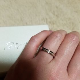 【Petit Marie(プチマリエ)の口コミ】 主人も私も向かい合うハートのデザインが決め手となりました。小さいハー…