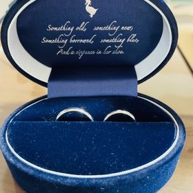 【Something Blue(サムシングブルー)の口コミ】 シンプルなデザインでずっとつけ続けることをイメージできました。
定番の…