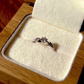 【Cayof(カヨフ)の口コミ】 指輪のデザインがおしゃれで、普段使いもしやすいカジュアルなものが多く…