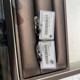 【アイプリモ(I-PRIMO)の口コミ】 流行り廃りのないシンプル目のデザインで、着け心地がとても良く始めから…