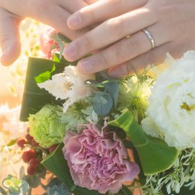 【アイプリモ(I-PRIMO)の口コミ】 シンプルなデザインだが、ダイヤが5つ付いていて可愛らしいです。この先も…