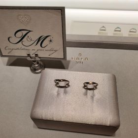 【GALA JEWELRY(ガラジュエリー)の口コミ】 他のブランドではなかながつけることができなかったユニークな羽のような…