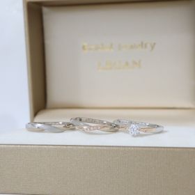 【LEGAN(レガン)の口コミ】 センター部分だけでなく、カラーや素材をオーダーすることができました。…