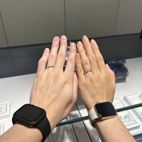 【銀座ダイヤモンドシライシの口コミ】 シンプルなデザインが良かったのでこちらを選びました。
ダイヤモンドを一…