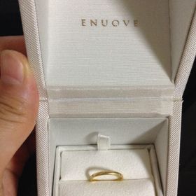 【ENUOVE(イノーヴェ)の口コミ】 ゴールドであまり高価でないものを探していました。はじめに行ったお店で…