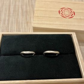 【出雲結(いずもゆい)の口コミ】 シンプルなデザインの指輪を探していたところ、出雲結を知りました。
8種…