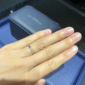 【銀座ダイヤモンドシライシの口コミ】 着け心地が良く、ダイヤモンドがとてもキラキラしてみえるデザインになっ…